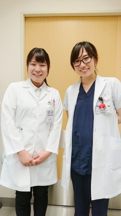 村上先生(左)と平井先生(右、倉敷中央病院OB)