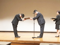 授賞式の様子
