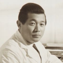 7代教授 小坂淳夫の写真